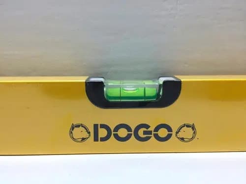 Nivel De Burbuja Magnético Dogo Con 3 Viales Y 30 Cm