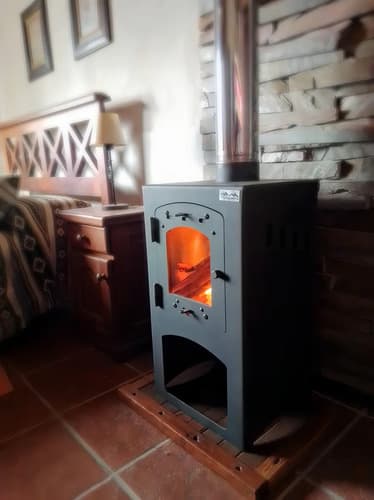 Calefactor A Leña Qutral 6 Kw - Cubre Hasta 60 M2