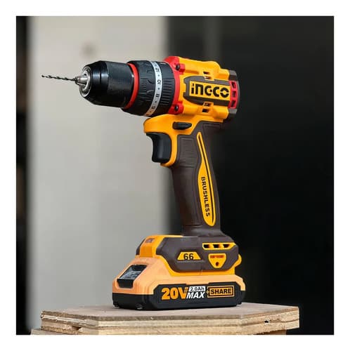 Taladro Atornillador 55nm Incluye Bateria Y Cargador Ingco Color Amarillo Naranja Claro 50/60