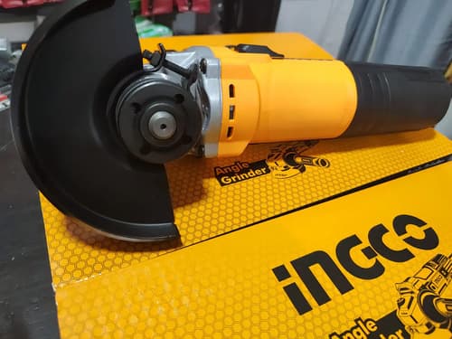 Amoladora Angular Industrial 750w 115mm Ingco + Accesorios 50/60hz