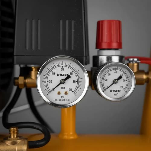 Compresor De Aire Ingco 50 Litros + Kit Compresor 5 Piezas Naranja Claro Monofásica