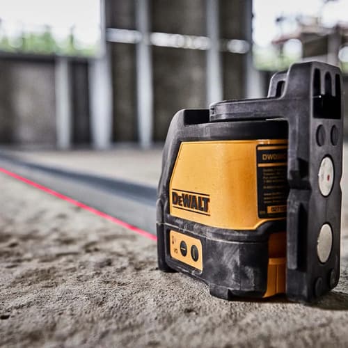 Nivel Láser Línea Cruzada 50' (15m) Dewalt Dw088k