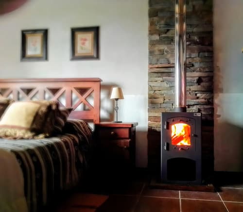 Calefactor A Leña Qutral 6 Kw - Cubre Hasta 60 M2