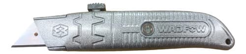 Cutter Retractil Metalico 19x61mm Wadfow Wsk6661