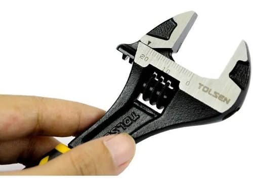 Llave Ajustable Mango Plastico 150 Mm 6 PuLG Tolsen 15308
