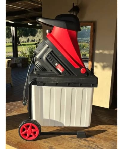 Chipeadora Electrica 2400w C/caja De Recoleccion Equus
