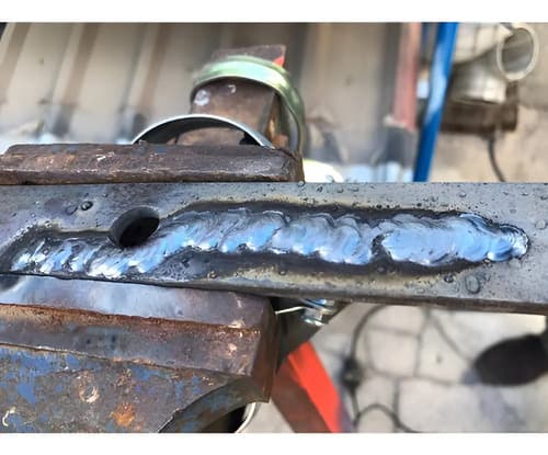Soldadora Tipo Pistola 2700w Gkwelding -smf Color Negro