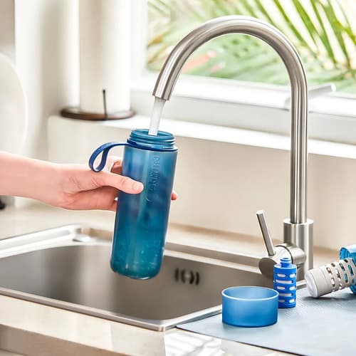 Botella Con Filtro De Agua Philips Agarre 590 Ml Gris Oscuro