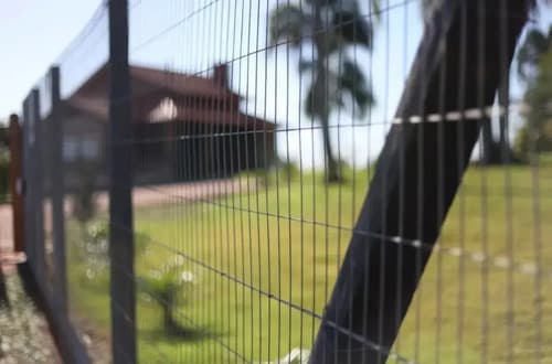 Tejido Malla Electrosoldada Galvanizada Rollo 1.50m X 25 Mts Plateado