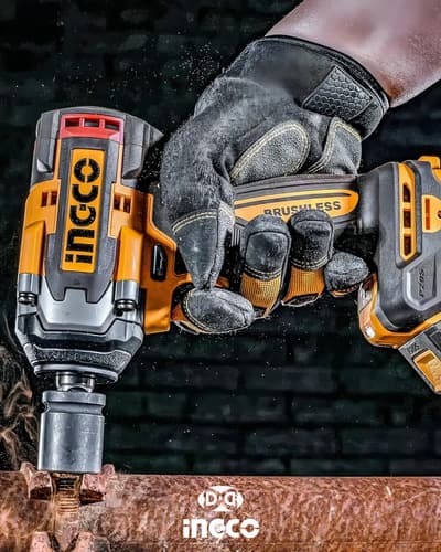 Combo 2 Llave De Impacto+linterna+2 Bat Y Mas Cosli2411 -smf Color Naranja Claro Frecuencia 50/60hz