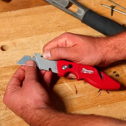 Navaja Plegable Fastback Milwaukee 48-22-1901
