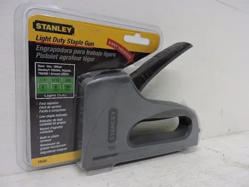 Engrapadora Manual Uso Ligero Stanley Tr40