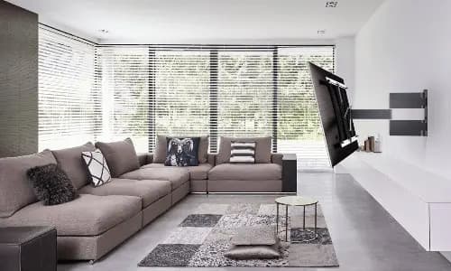 Soporte Tv Owen 32 A 55'' Brazo Articulado Vesa 40x40cm Color Negro