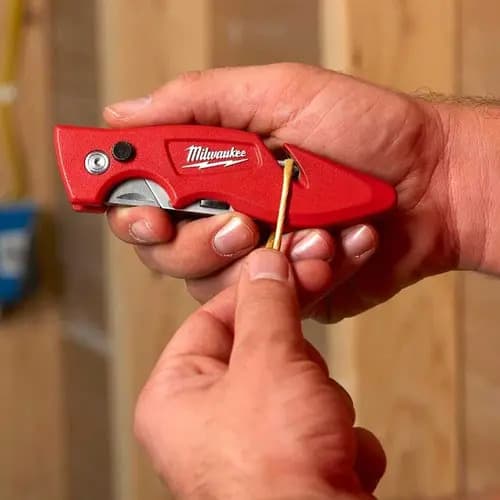 Navaja Plegable Fastback Milwaukee 48-22-1901
