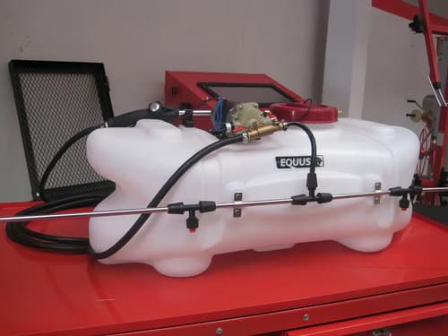 Fumigadora P/cuatriciclo O Tractor Equus Sx-cz60a 60l - Smf Color Blanco
