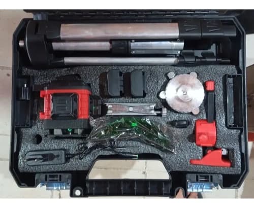 Nivel Laser Equus 16 Lineas, 2 Bat Recarg + Tripode + Acceso