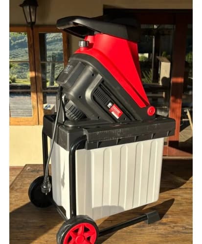 Chipeadora Electrica 2400w C/caja De Recoleccion Equus
