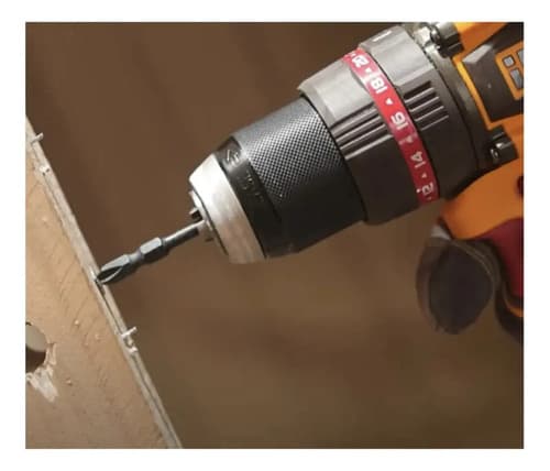 Taladro Atornillador Percutor Ingco 42v C/ 2 Baterías 99nm Naranja Claro 20v