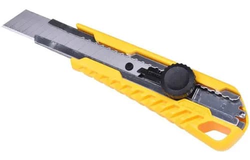 Alambique Retráctil De 18 Mm Con Botón - Stanley Stht10321-8