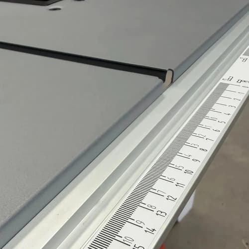 Sierra De Banco Gladiator Pro Sm710 1800w Disco 25.4cm