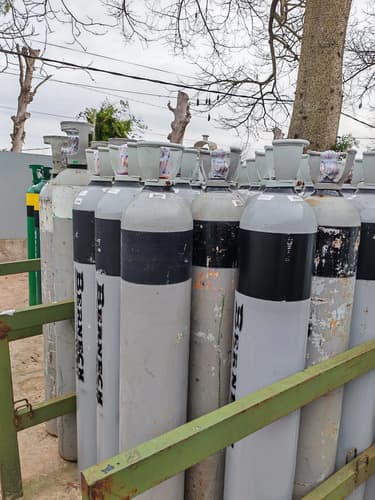 Tubo De Nitrogeno De 10 Metros Cubicos Nuevos Y Cargados