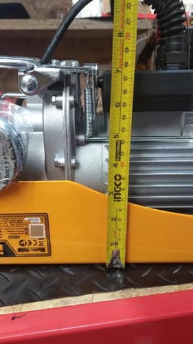 Aparejo Electrico 500kg 900w Ingco Eh5001 Amarillo