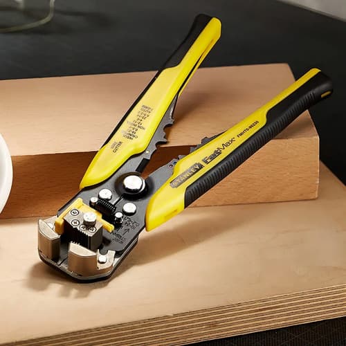 Alicate Pelacable Stanley Autoajustable (96-230)