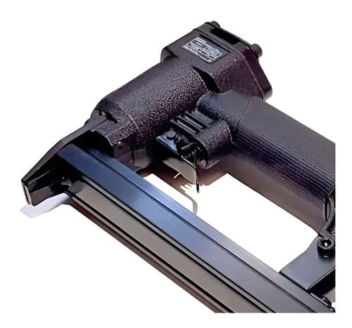 Engrampadora Neumática Bta 822406 Para Madera Y Enchapado 6-16mm