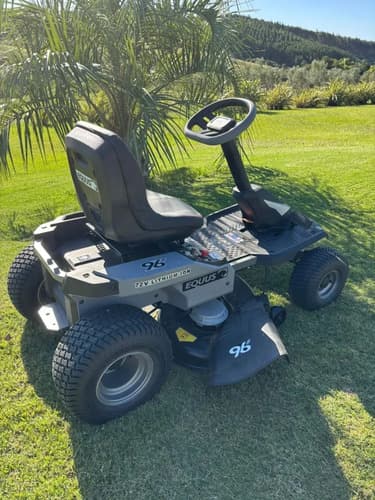 Tractor Cortacesped Equus A Bateria 38'' 27.6ah